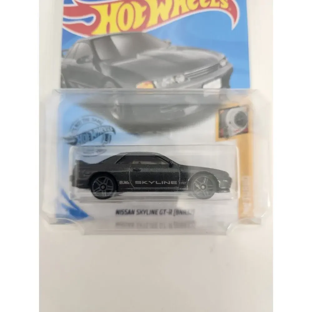 Hot Wheels Nissan Skyline GT-R BNR32 HW Turbo 5/5 2/250 W/ Rocket Hardware Case